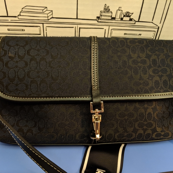 Coach Signature Mini Lurex Clip Evening Purse - Picture 3 of 4
